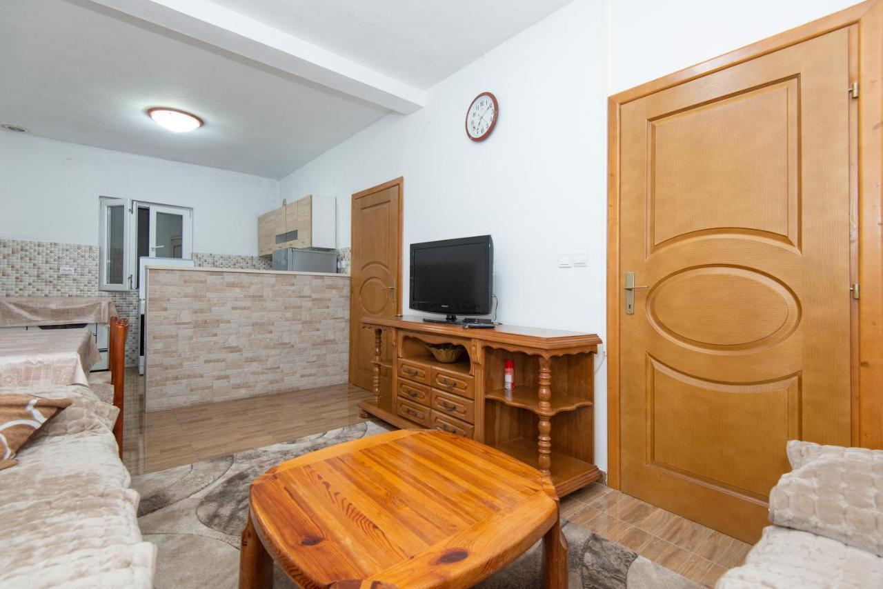 Apartment Tanja Mrcevac Extérieur photo